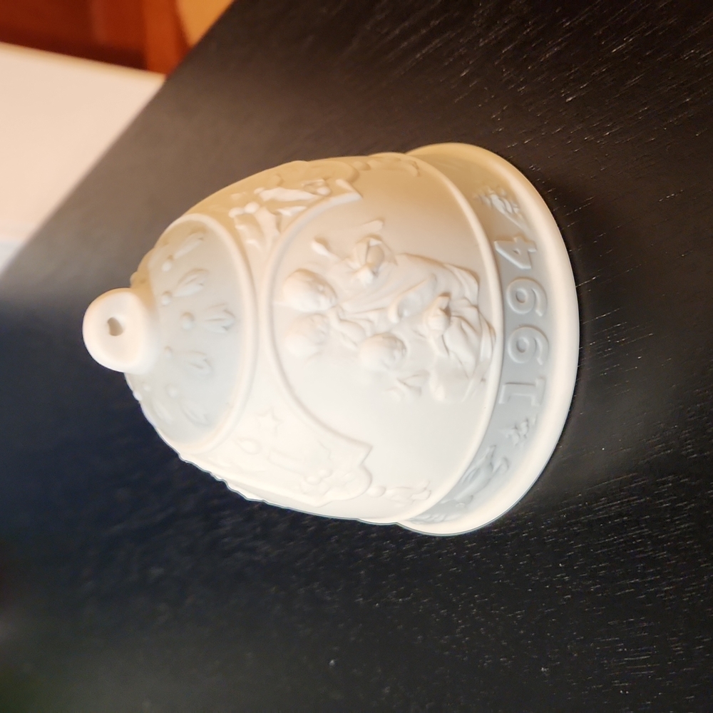 Lladro Christmas Bell - 1994